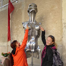 gigerstatue